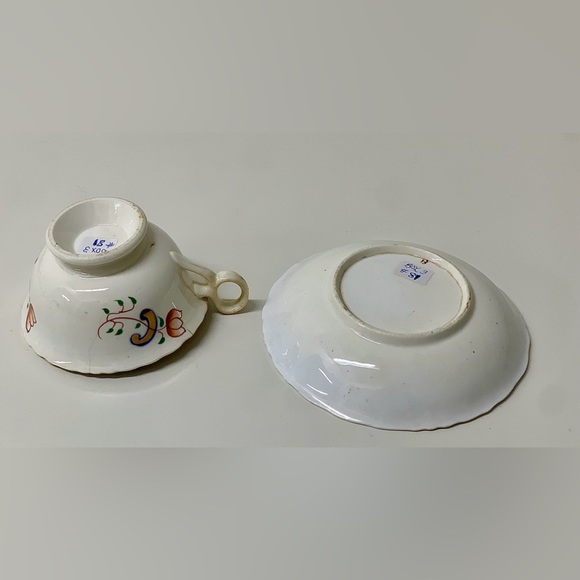 19th Century Antique Gaudy Welsh Crest Pattern Teacup & Saucer Set - Picture 13 of 16